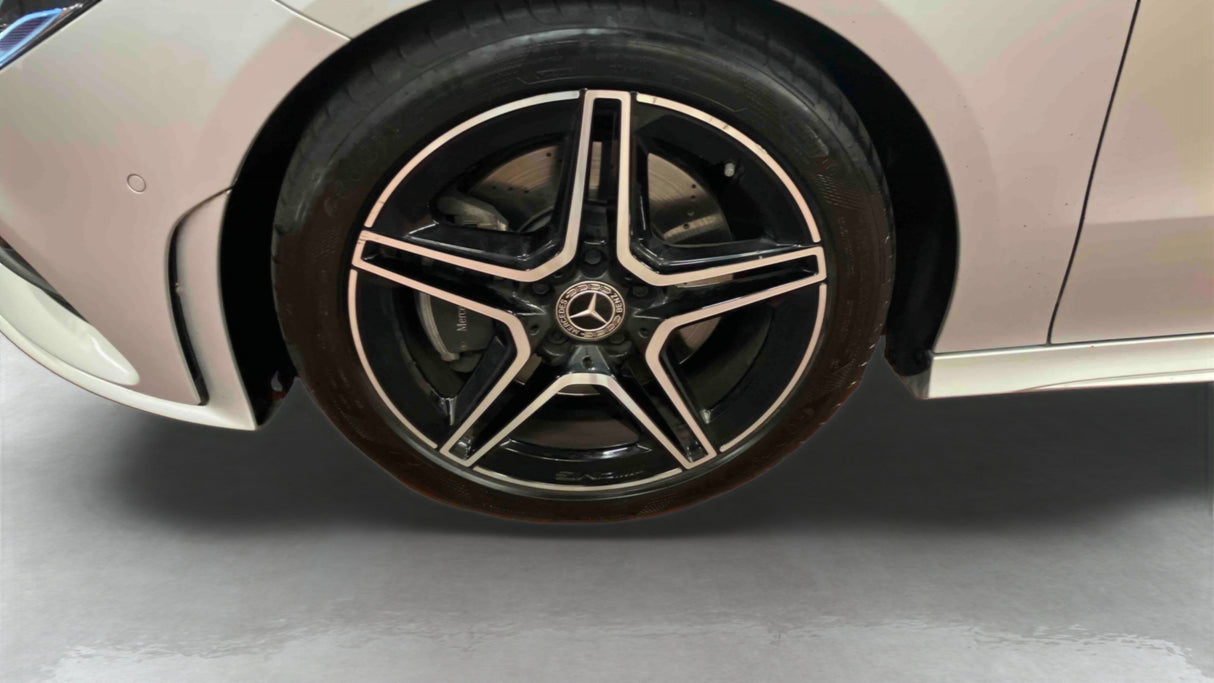 Mercedes-Benz CLA COUPE