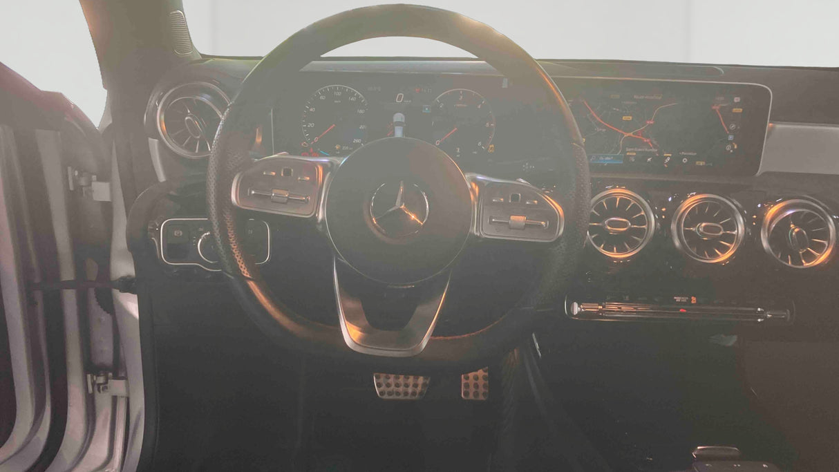 Mercedes-Benz CLA COUPE