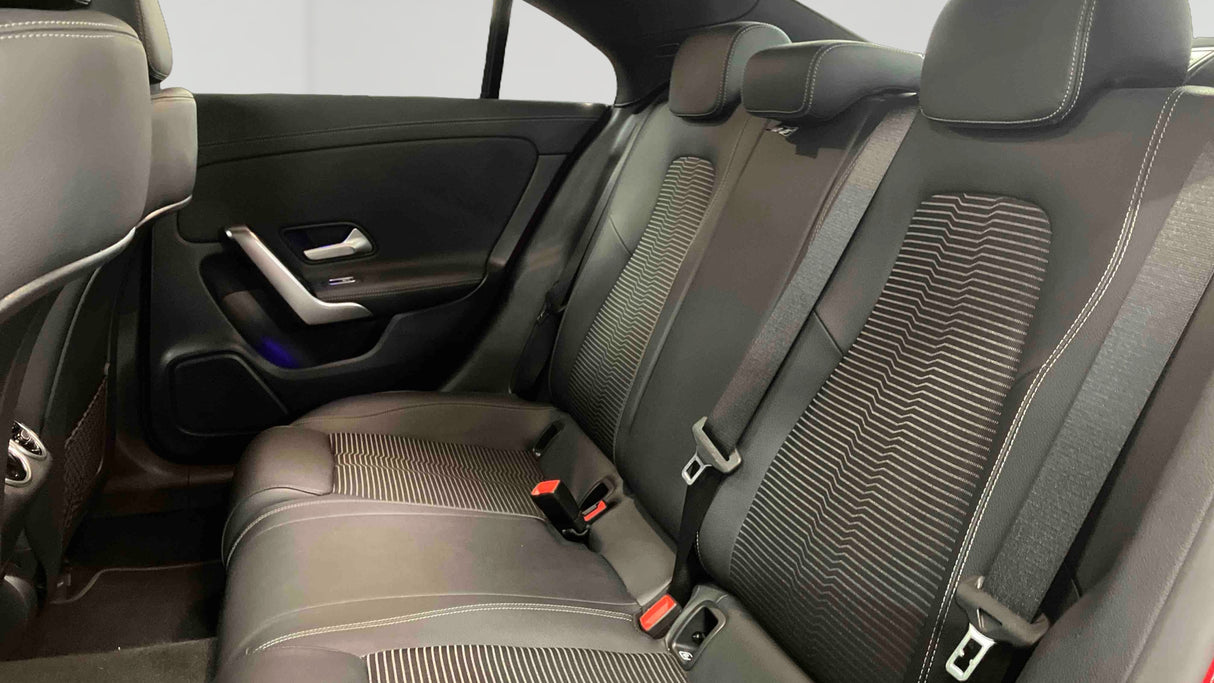 Mercedes-Benz CLA COUPE