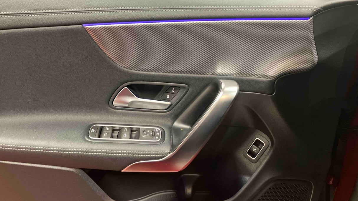 Mercedes-Benz CLA COUPE