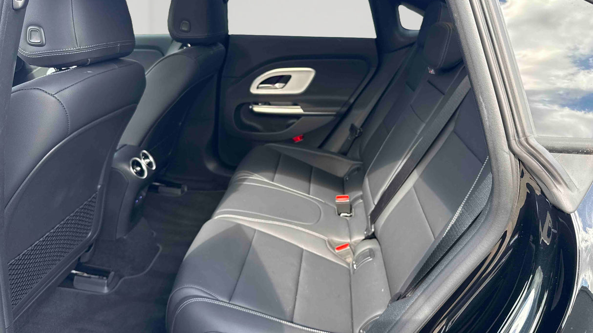 Mercedes-Benz CLA EQ
