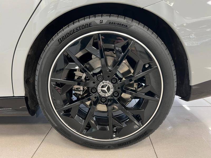Mercedes-Benz CLA HYBRIDE