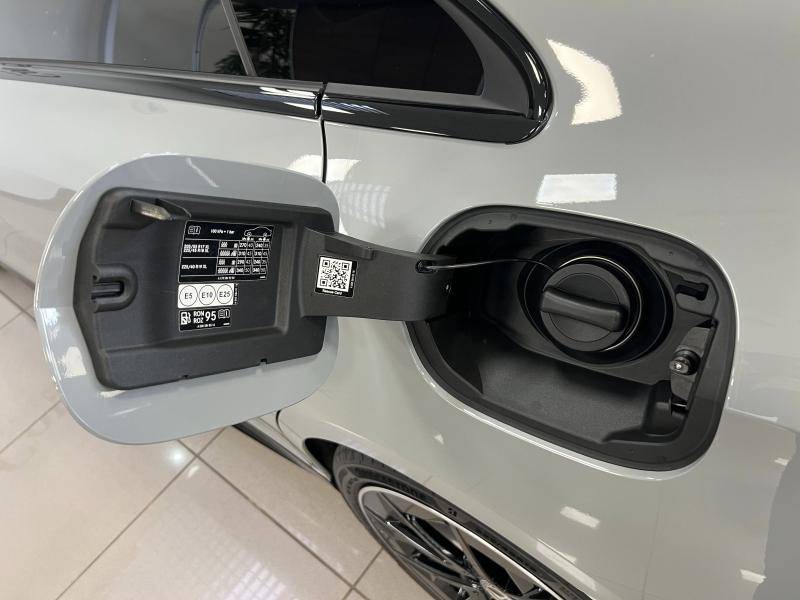 Mercedes-Benz CLA HYBRIDE