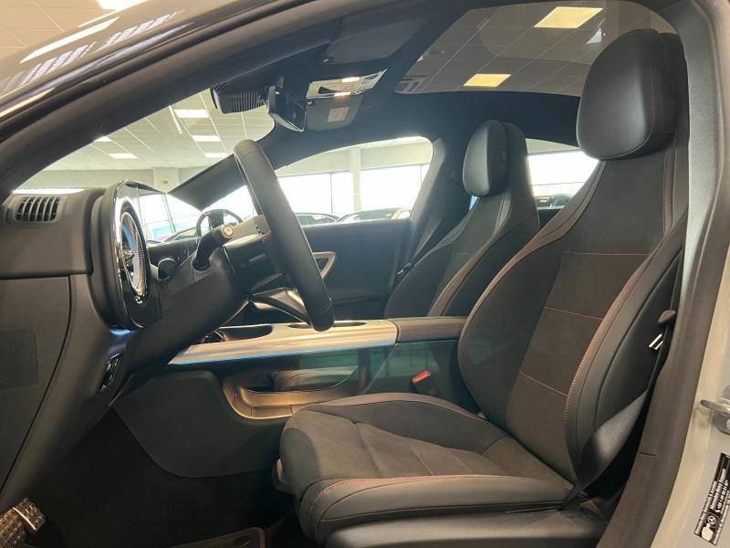 Mercedes-Benz CLA HYBRIDE
