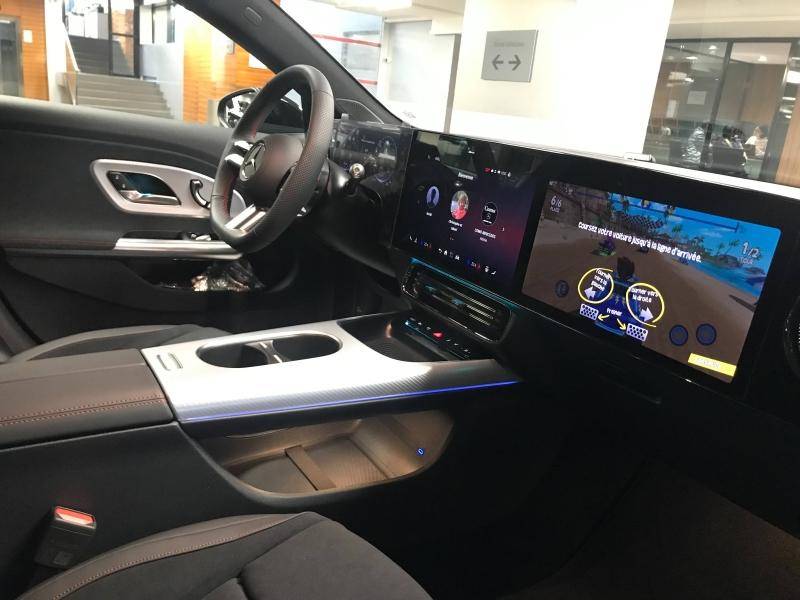 Mercedes-Benz CLA SHOOTING BRAKE EQ