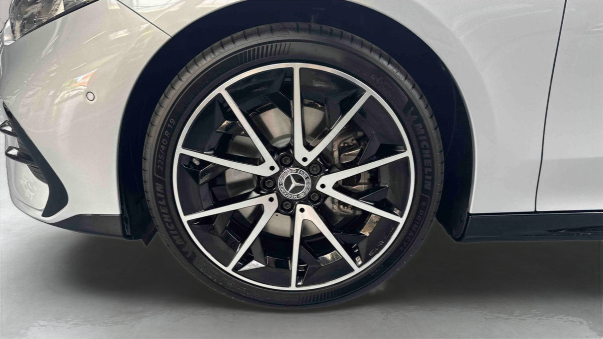 Mercedes-Benz CLA SHOOTING BRAKE EQ
