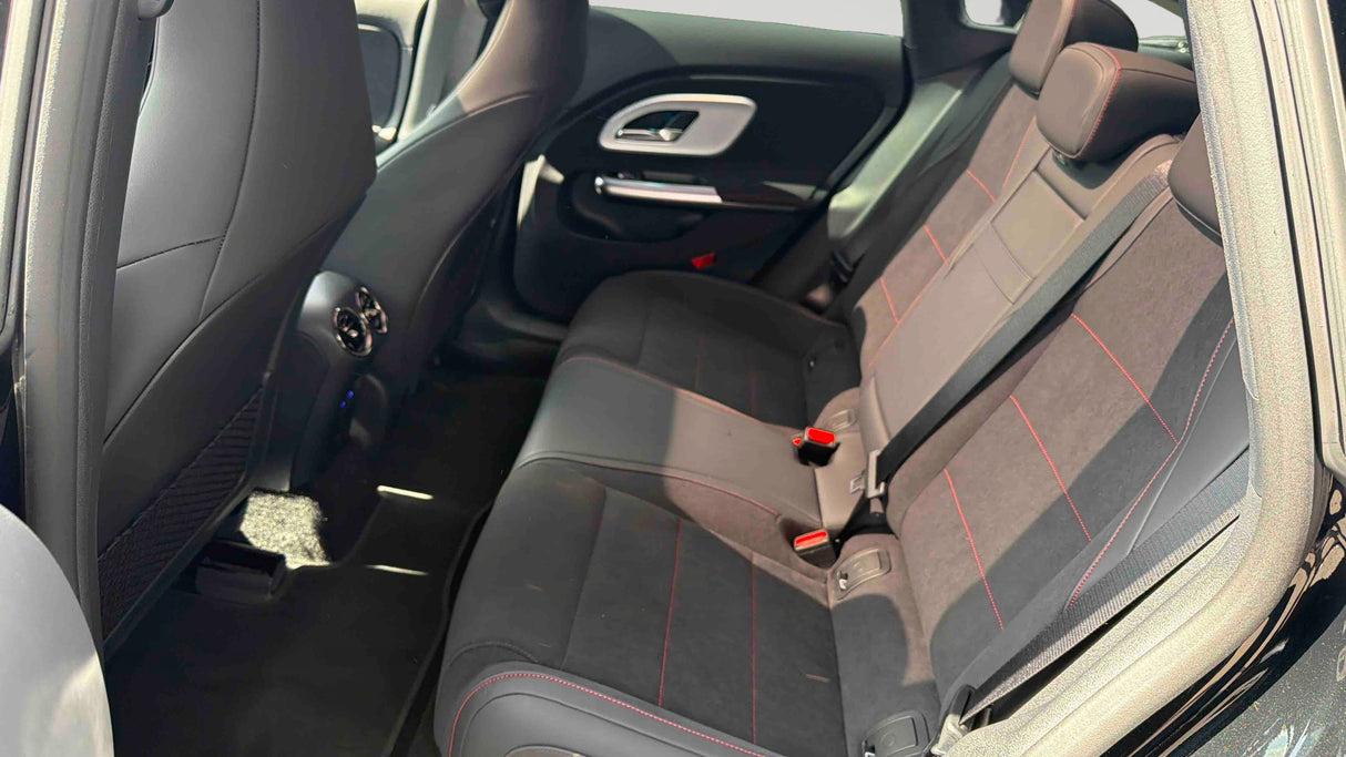 Mercedes-Benz CLA SHOOTING BRAKE EQ