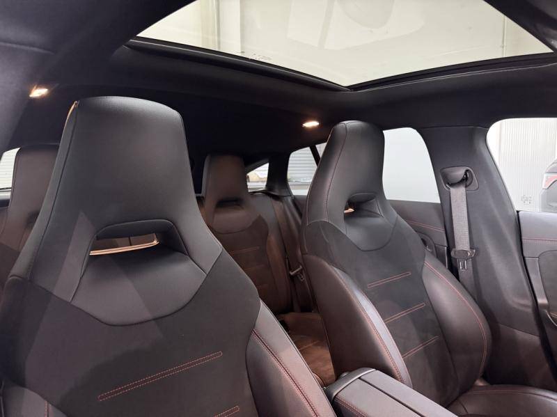 Mercedes-Benz CLA SHOOTING BRAKE