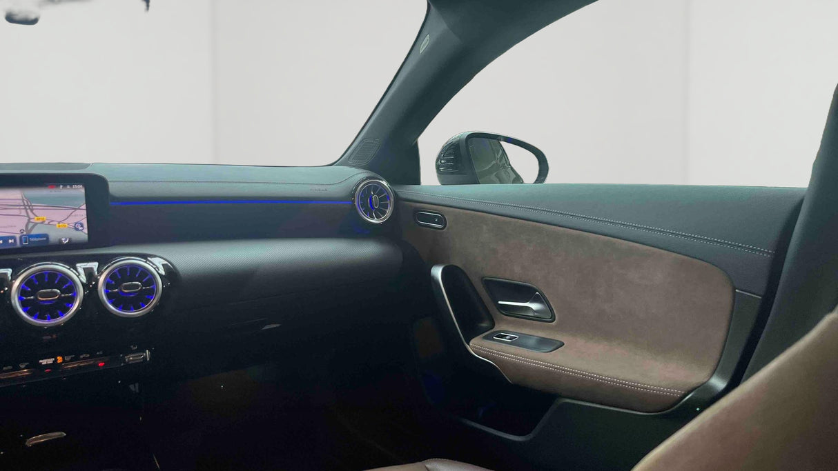 Mercedes-Benz CLA SHOOTING BRAKE
