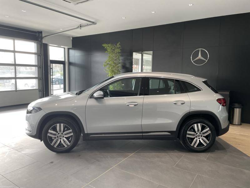 Mercedes-Benz EQA