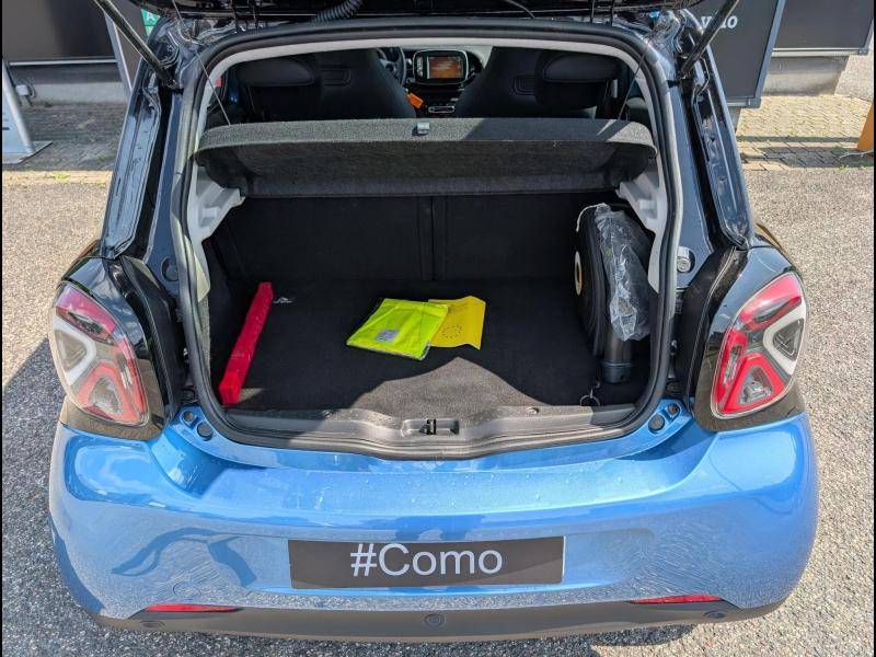 smart FORFOUR EQ