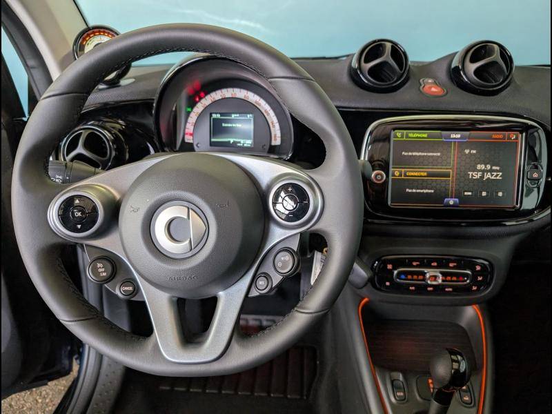 smart FORTWO CABRIO EQ