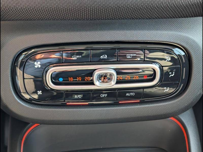 smart FORTWO CABRIO EQ
