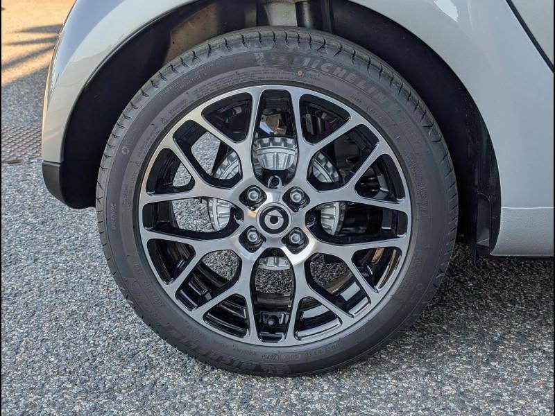 smart FORTWO CABRIO EQ
