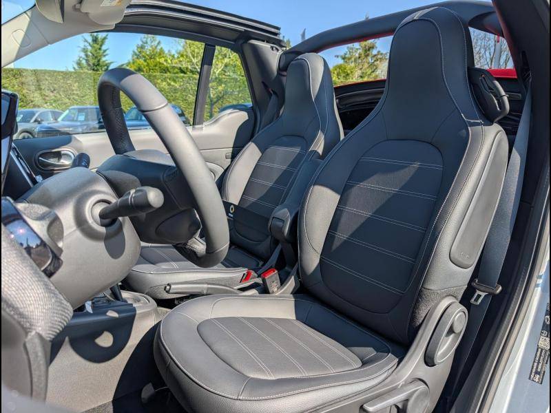 smart FORTWO CABRIO EQ