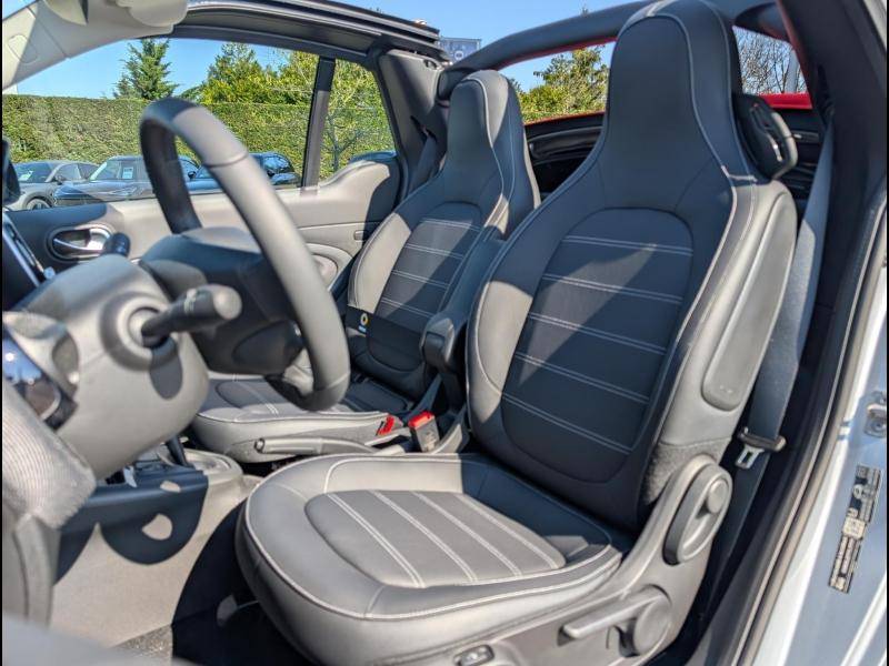 smart FORTWO CABRIO EQ