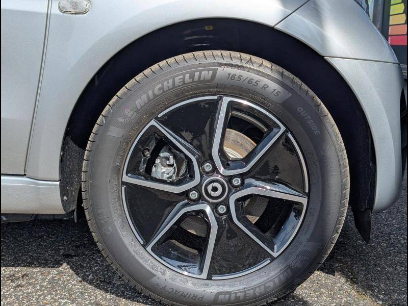 smart FORTWO COUPE EQ