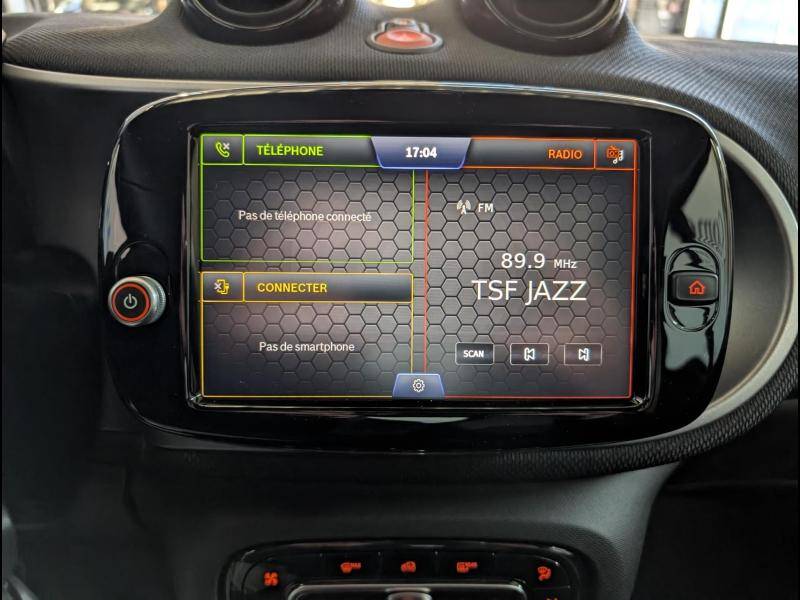 smart FORTWO COUPE EQ