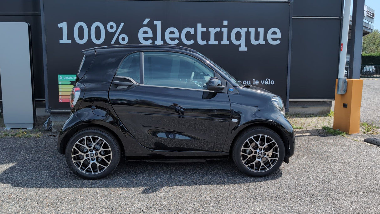 smart FORTWO COUPE EQ