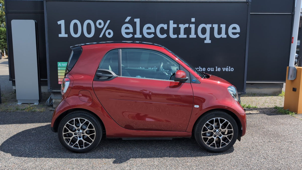 smart FORTWO COUPE EQ