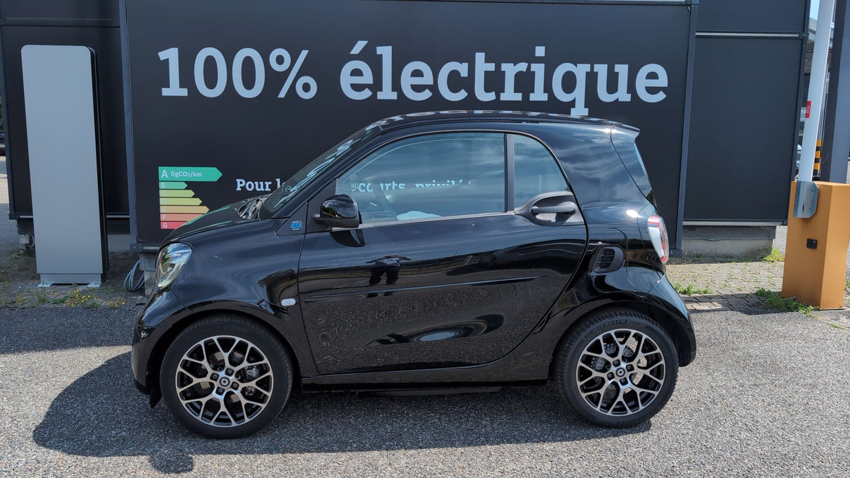 smart FORTWO COUPE EQ