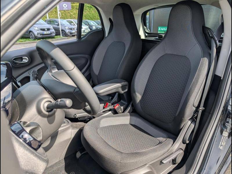 smart FORTWO COUPE EQ