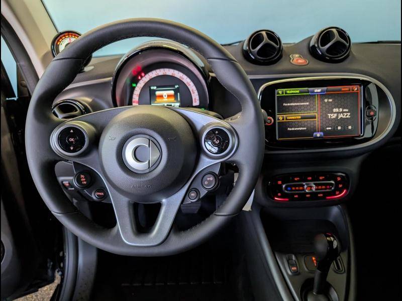 smart FORTWO COUPE EQ